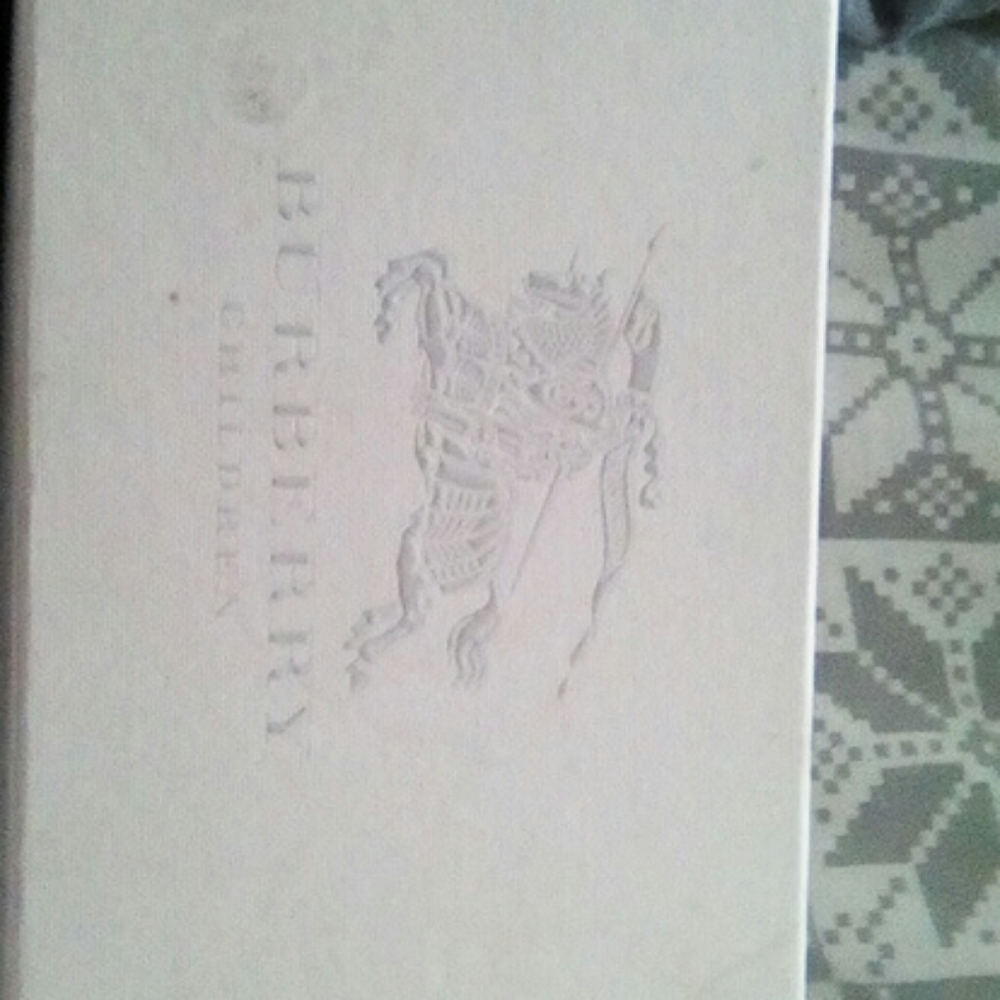 Burberry kids sneakers